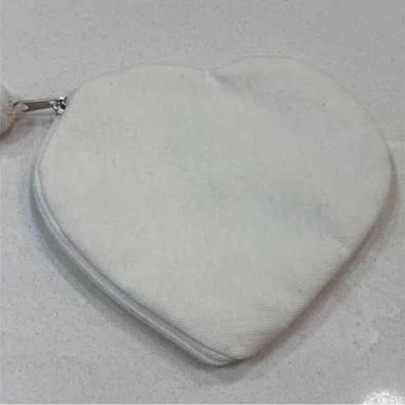 Bride Robe, Tote & Coin Purse - Picture 4 of 10